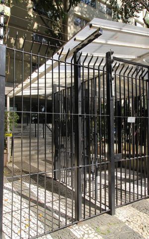 Apartamento à venda com 103m², 2 quartos e 1 vagaFachada