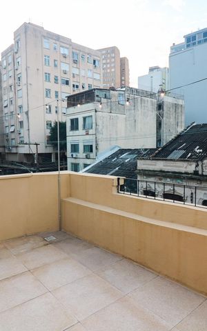 Casa à venda com 355m², 4 quartos e sem vaga Casa à venda com 355m², 4 quartos e sem vagaTerraço 1