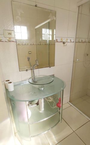 Casa à venda com 170m², 3 quartos e 1 vaga Casa à venda com 170m², 3 quartos e 1 vagaCasa 2 - Banheiro