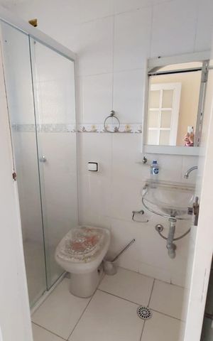 Casa à venda com 170m², 3 quartos e 1 vaga Casa à venda com 170m², 3 quartos e 1 vagaCasa 2 - Banheiro