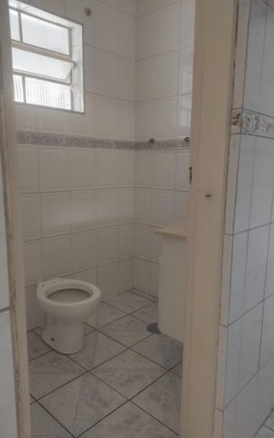 Casa à venda com 170m², 3 quartos e 1 vaga Casa à venda com 170m², 3 quartos e 1 vagaCasa 1 - Banheiro