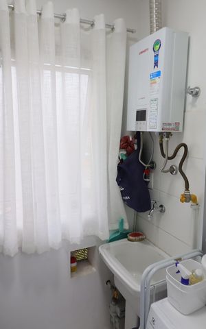 Apartamento à venda com 46m², 2 quartos e 1 vagaCozinha e Área de Serviço