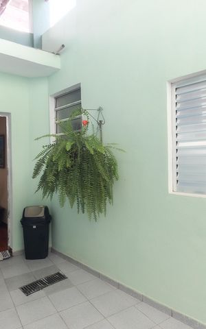 Casa à venda com 300m², 4 quartos e 1 vaga Casa à venda com 300m², 4 quartos e 1 vagaQuintal