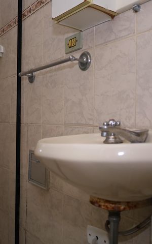 Casa à venda com 140m², 2 quartos e 2 vagasBanheiro 3