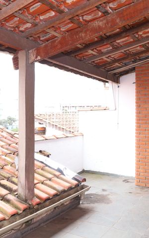 Casa à venda com 140m², 2 quartos e 2 vagasÁrea de Serviço 2