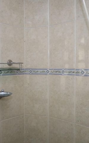 Casa à venda com 140m², 2 quartos e 2 vagasBanheiro 2