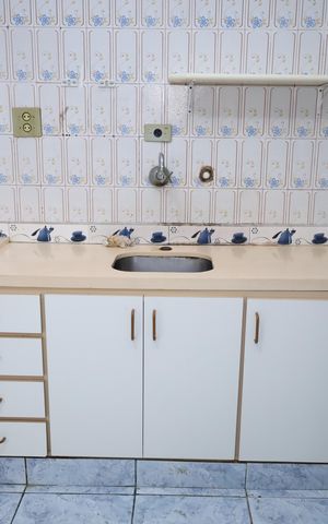 Casa à venda com 140m², 2 quartos e 2 vagasCozinha