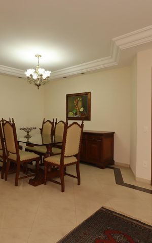 Apartamento à venda com 158m², 4 quartos e 2 vagasSala