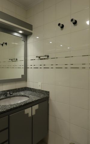 Apartamento à venda com 158m², 4 quartos e 2 vagasBanheiro Social