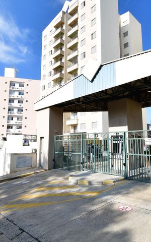 Apartamento para alugar com 72m², 3 quartos e 1 vagaFachada do Prédio / Placa