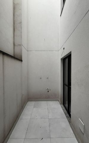 Apartamento à venda com 65m², 2 quartos e 1 vagaÁrea de Serviço