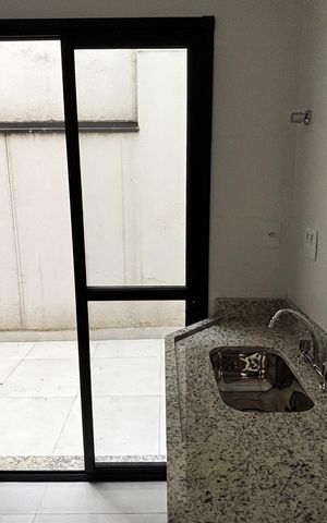 Apartamento à venda com 65m², 2 quartos e 1 vagaSala - Cozinha