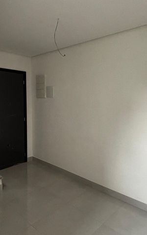 Apartamento à venda com 101m², 2 quartos e 2 vagasSala