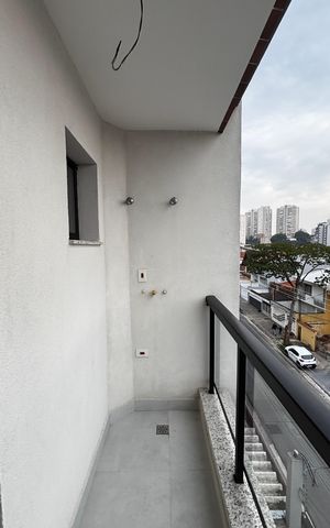 Apartamento à venda com 101m², 2 quartos e 2 vagasVaranda da Suíte 