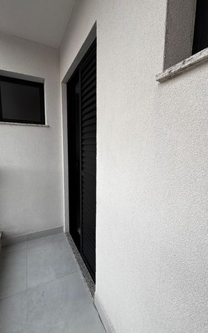 Apartamento à venda com 101m², 2 quartos e 2 vagasVaranda da Suíte 