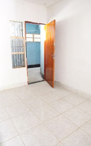 Apartamento para alugar com 120m², 3 quartos e sem vaga Apartamento para alugar com 120m², 3 quartos e sem vagaSala