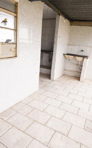 Apartamento para alugar com 155m², 4 quartos e sem vaga Apartamento para alugar com 155m², 4 quartos e sem vagaÁrea de serviço