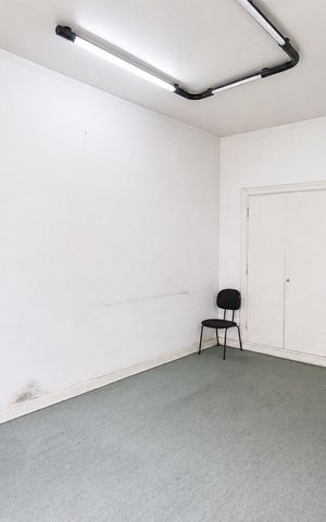 Studio à venda com 32m², 1 quarto e sem vaga Studio à venda com 32m², 1 quarto e sem vagaDormitório