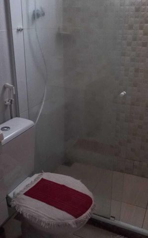 Casa de condomínio para alugar com 48m², 2 quartos e 2 vagas Casa de condomínio para alugar com 48m², 2 quartos e 2 vagasBanheiro