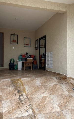 Casa para alugar com 104m², 2 quartos e 2 vagasGaragem