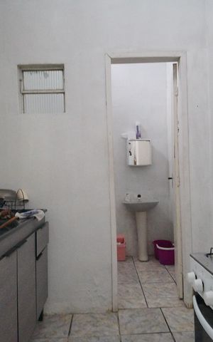 Casa à venda com 400m², 2 quartos e 4 vagascozinha