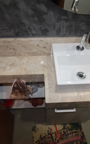 Casa à venda com 75m², 2 quartos e 1 vagaLavabo