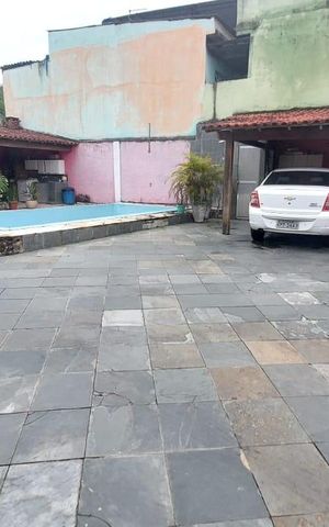 Casa à venda com 290m², 3 quartos e 5 vagas