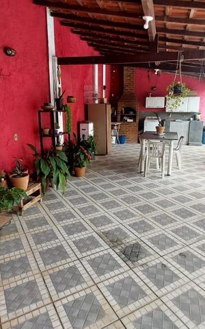 Casa à venda com 290m², 3 quartos e 5 vagas