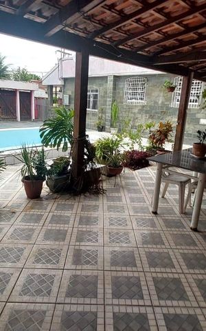 Casa à venda com 290m², 3 quartos e 5 vagas