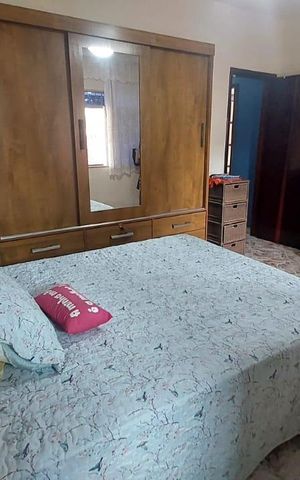 Casa à venda com 290m², 3 quartos e 5 vagas Casa à venda com 290m², 3 quartos e 5 vagasQuarto