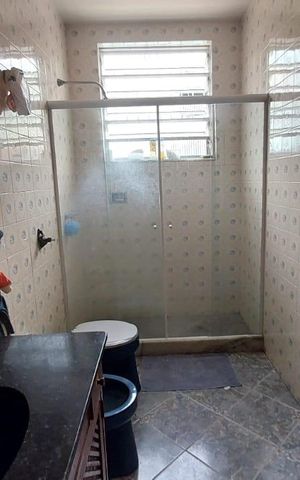 Casa à venda com 290m², 3 quartos e 5 vagas Casa à venda com 290m², 3 quartos e 5 vagasBanheiro