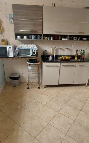 Casa à venda com 290m², 3 quartos e 5 vagas Casa à venda com 290m², 3 quartos e 5 vagasCozinha