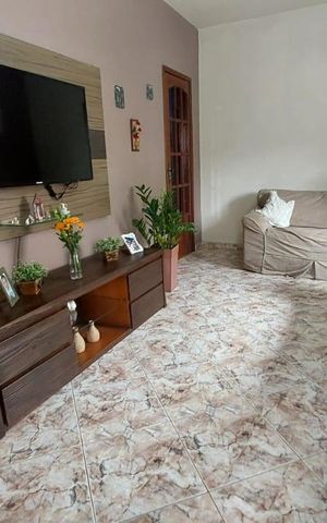 Casa à venda com 290m², 3 quartos e 5 vagas Casa à venda com 290m², 3 quartos e 5 vagasSala