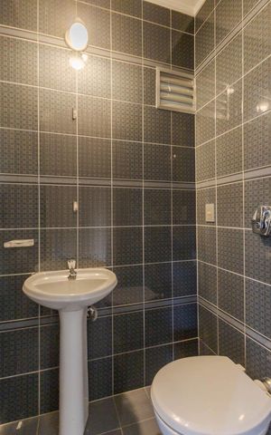 Apartamento para alugar com 140m², 2 quartos e 3 vagas Apartamento para alugar com 140m², 2 quartos e 3 vagasBanheiro
