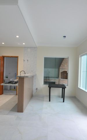 Casa à venda com 86m², 3 quartos e 3 vagasSala