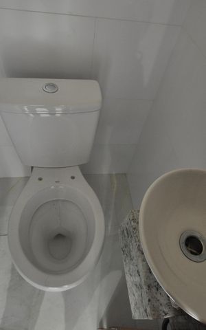 Casa à venda com 86m², 3 quartos e 3 vagasLavabo
