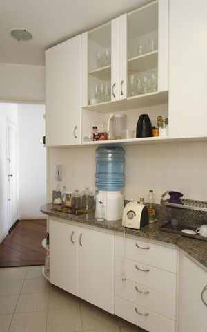 Apartamento à venda com 77m², 2 quartos e 3 vagasCozinha
