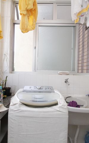 Apartamento à venda com 77m², 2 quartos e 3 vagasÁrea de Serviço