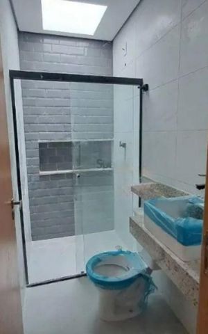 Casa à venda com 170m², 3 quartos e 4 vagas