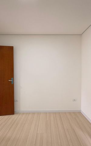 Casa à venda com 110m², 2 quartos e 2 vagas Casa à venda com 110m², 2 quartos e 2 vagasSuite 1