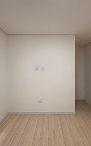 Casa à venda com 110m², 2 quartos e 2 vagas Casa à venda com 110m², 2 quartos e 2 vagasSuite 1