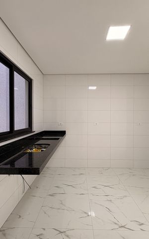 Casa à venda com 110m², 2 quartos e 2 vagas Casa à venda com 110m², 2 quartos e 2 vagasCozinha