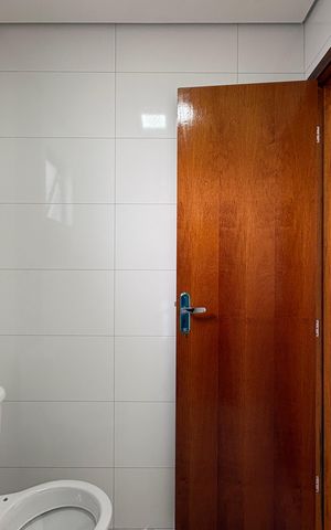 Casa à venda com 110m², 2 quartos e 2 vagas Casa à venda com 110m², 2 quartos e 2 vagasBanheiro da Suíte 2