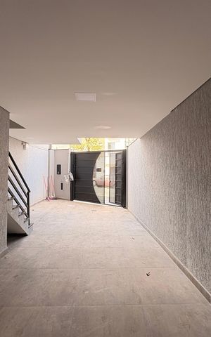 Casa à venda com 110m², 2 quartos e 2 vagas Casa à venda com 110m², 2 quartos e 2 vagasGaragem