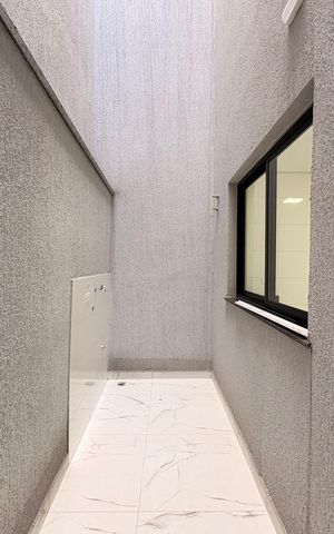 Casa à venda com 110m², 2 quartos e 2 vagas Casa à venda com 110m², 2 quartos e 2 vagasLavanderia