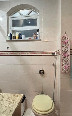 Apartamento à venda com 65m², 2 quartos e 1 vaga Apartamento à venda com 65m², 2 quartos e 1 vagaBanheiro social
