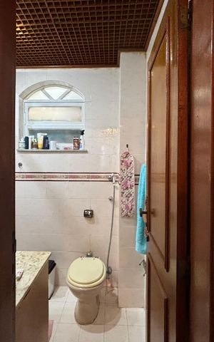 Apartamento à venda com 65m², 2 quartos e 1 vaga Apartamento à venda com 65m², 2 quartos e 1 vagaBanheiro social