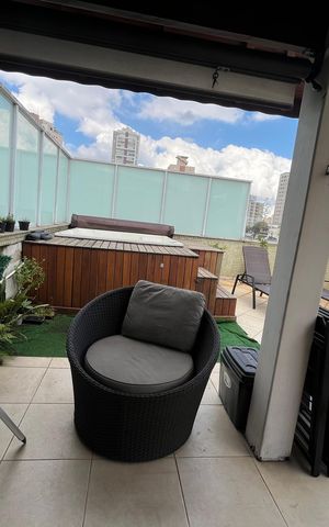 Apartamento à venda com 145m², 3 quartos e 3 vagas Apartamento à venda com 145m², 3 quartos e 3 vagasHidromassagem