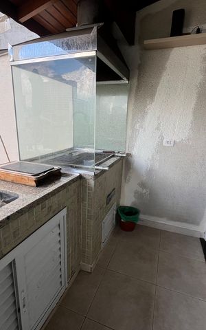 Apartamento à venda com 145m², 3 quartos e 3 vagas Apartamento à venda com 145m², 3 quartos e 3 vagasChurrasqueira