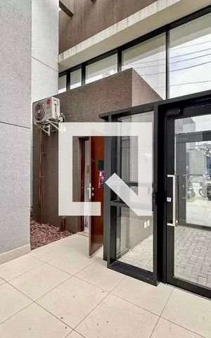 Apartamento à venda com 71m², 2 quartos e 1 vaga Apartamento à venda com 71m², 2 quartos e 1 vagaEntrada